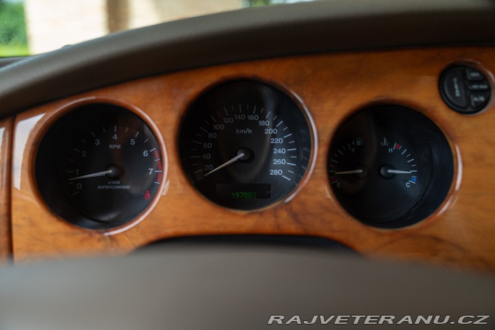 Jaguar XKR 2000