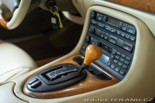 Jaguar XKR  2000