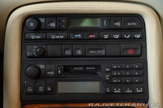 Jaguar XKR  2000