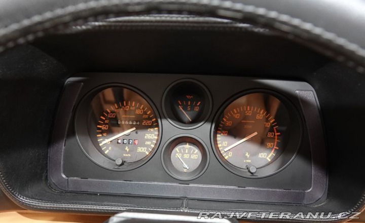 Ferrari 348 TB 1990