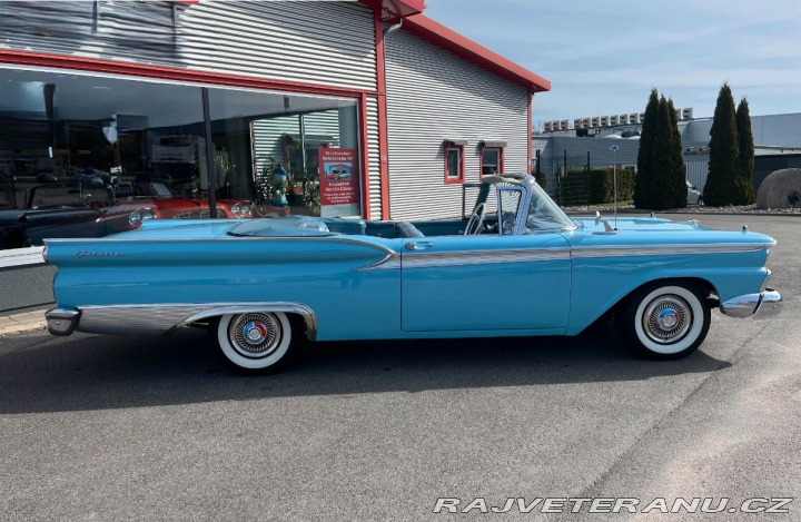 Ford Fairlane 500 Galaxie Convertible 1959