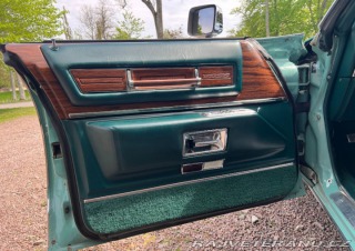 Cadillac DeVille  1976