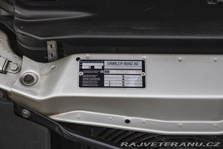 Mercedes-Benz SL R129 SL500 1992