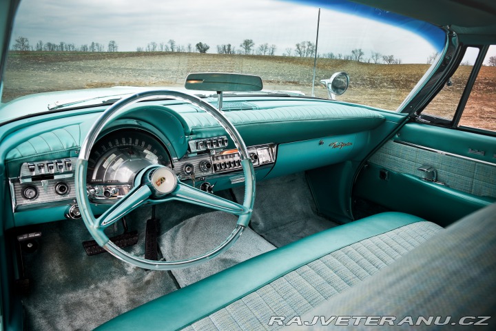 Chrysler New Yorker Town & Country Wagon 1961