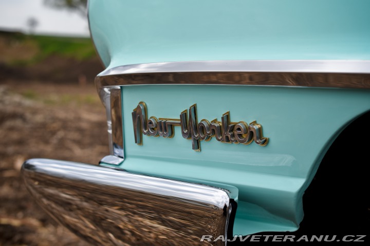 Chrysler New Yorker Town & Country Wagon 1961
