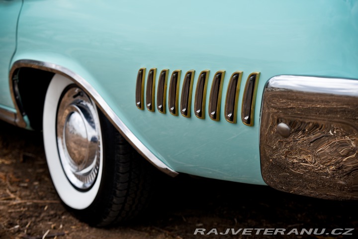 Chrysler New Yorker Town & Country Wagon 1961