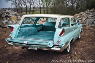 Chrysler New Yorker Town & Country Wagon 1961