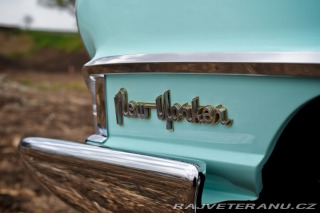 Chrysler New Yorker Town & Country Wagon 1961