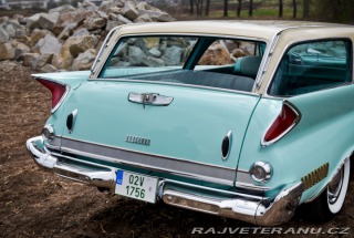 Chrysler New Yorker Town & Country Wagon 1961