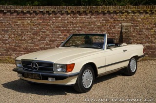 Mercedes-Benz 560 SL 1989