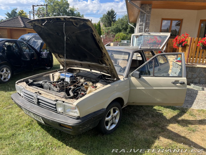 Volkswagen Passat B2 (33B) STK 12/26 1985