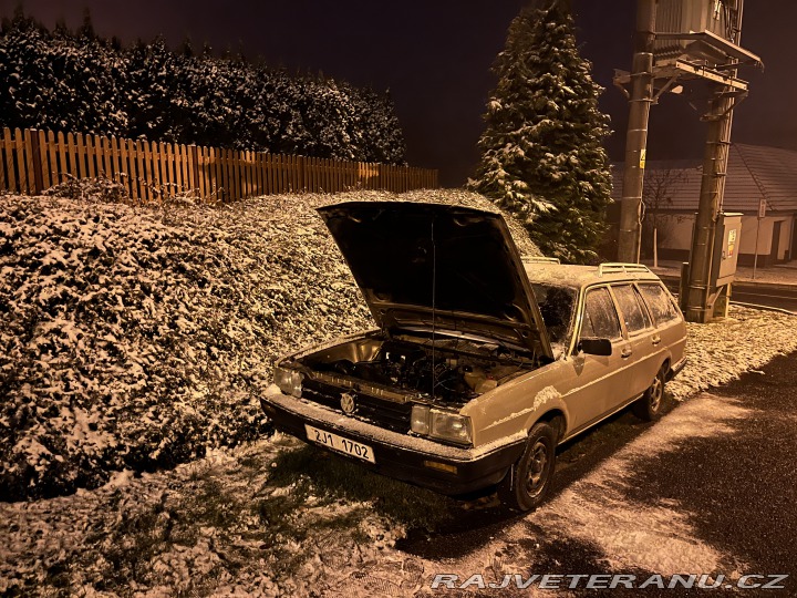 Volkswagen Passat B2 (33B) STK 12/26 1985