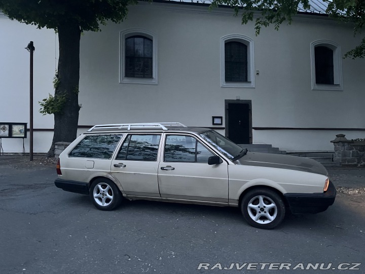 Volkswagen Passat B2 (33B) STK 12/26 1985