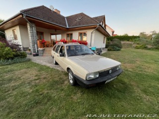 Volkswagen Passat B2 (33B) STK 12/26 1985