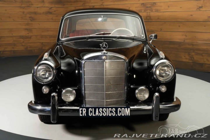 Mercedes-Benz 220 S 1958