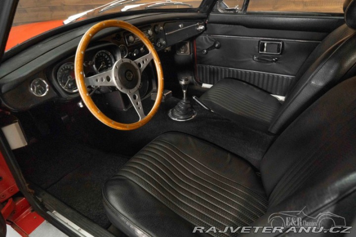 MG MGB GT V8 Costello 1971