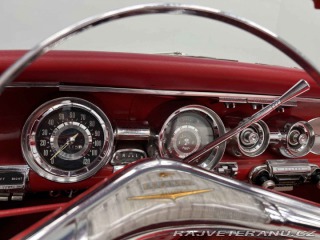 Pontiac Chieftain 300 HP 1958