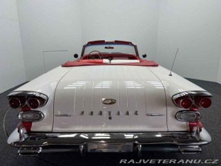 Pontiac Chieftain 300 HP 1958