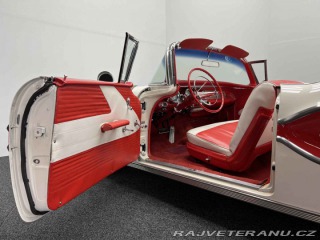 Pontiac Chieftain 300 HP 1958