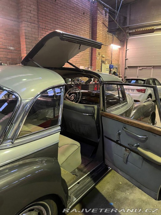 Mercedes-Benz 300 Adenauer 1960
