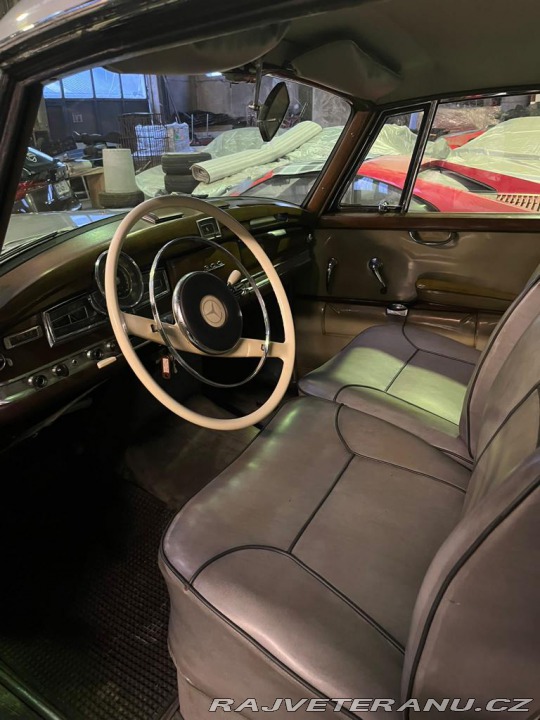 Mercedes-Benz 300 Adenauer 1960