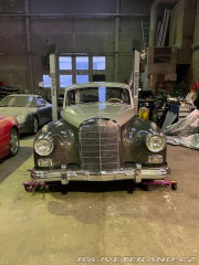 Mercedes-Benz 300 Adenauer 1960