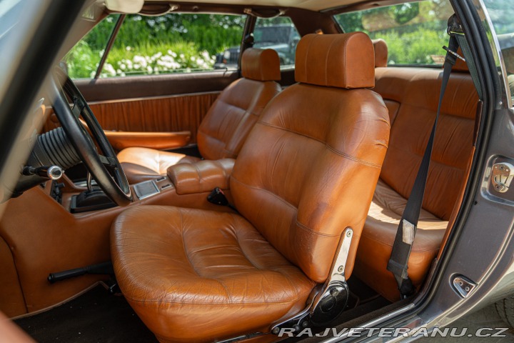 Ostatní značky Ostatní modely De Tomaso Longchamp 1980