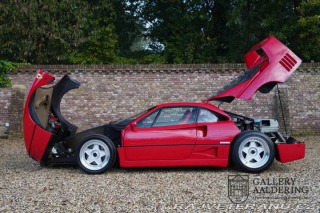 Ferrari F40 1992