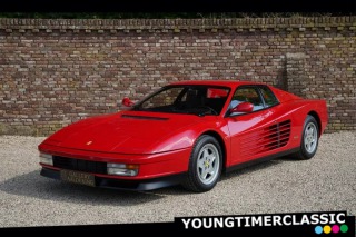 Ferrari Testarossa 