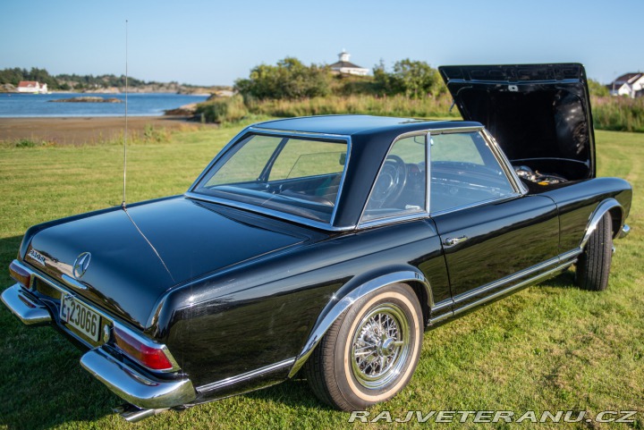 Mercedes-Benz SL 230 1966