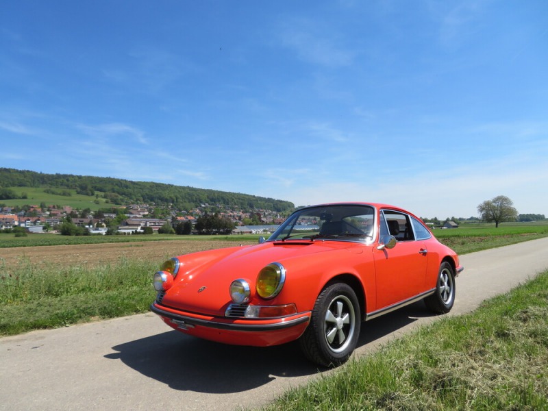 Porsche 911 E