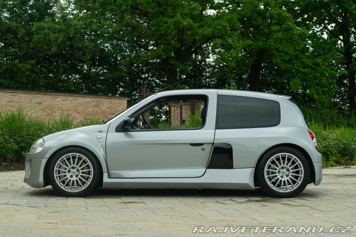 Renault Clio V6 phase 1 2002