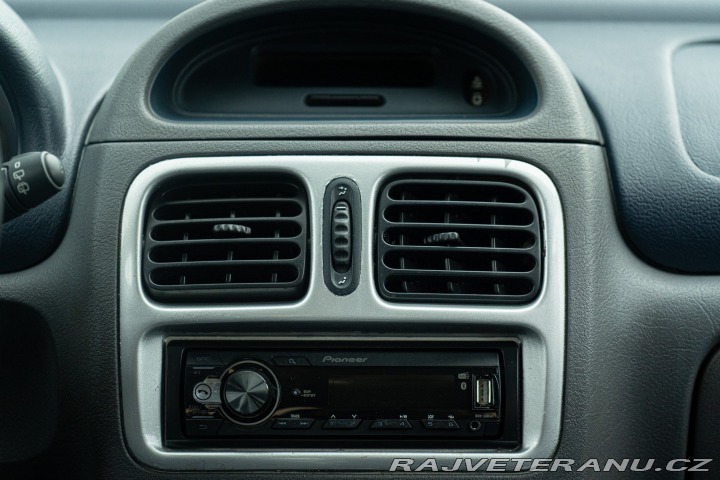 Renault Clio V6 phase 1 2002