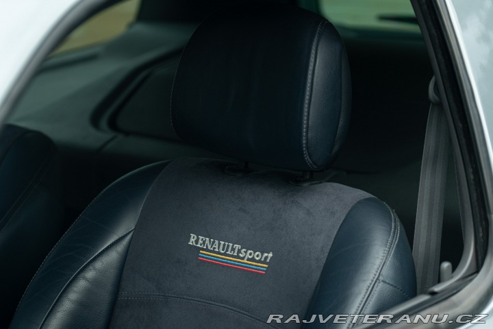 Renault Clio V6 phase 1 2002