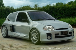 Renault Clio V6 phase 1 2002