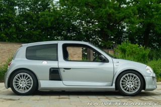 Renault Clio V6 phase 1 2002