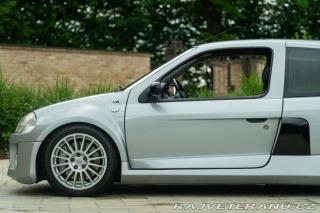 Renault Clio V6 phase 1 2002