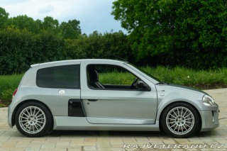 Renault Clio V6 phase 1 2002