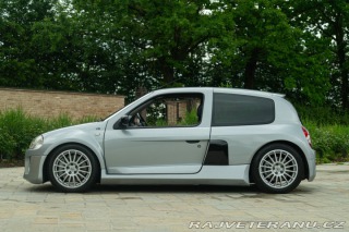 Renault Clio V6 phase 1 2002