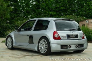 Renault Clio V6 phase 1 2002