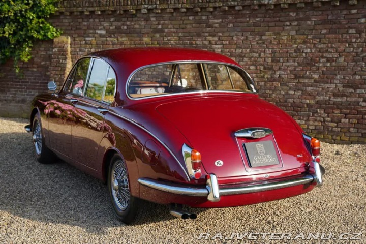 Jaguar Mark 2 240 3.8 1968