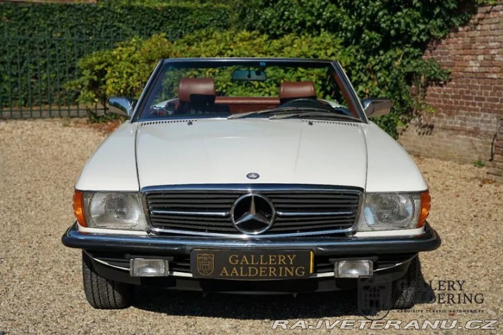 Mercedes-Benz 380 SL 1982