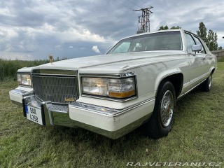 Cadillac Fleetwood Brougham d'elegance