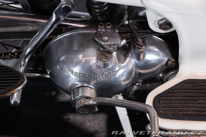 Ostatní značky Ostatní modely Aermacchi - Harley Davidson ZEFFIRO 125 2T 1956