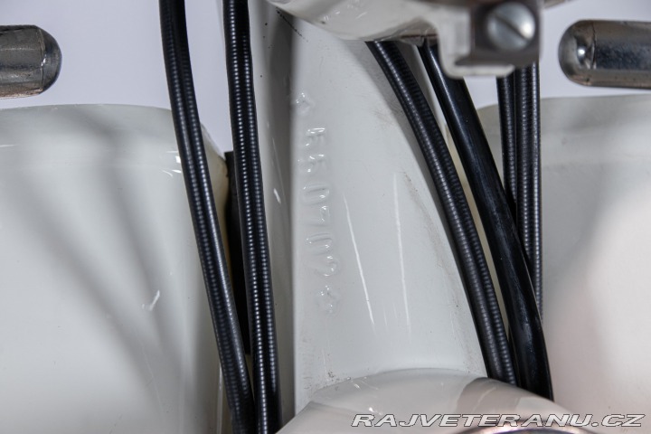 Ostatní značky Ostatní modely Aermacchi - Harley Davidson ZEFFIRO 125 2T 1956