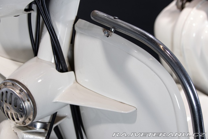 Ostatní značky Ostatní modely Aermacchi ZEFFIRO 125 2T 1956