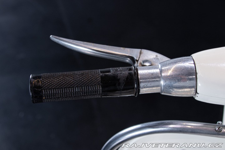 Ostatní značky Ostatní modely Aermacchi - Harley Davidson ZEFFIRO 125 2T 1956