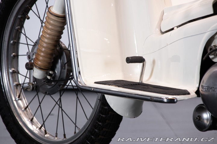 Ostatní značky Ostatní modely Aermacchi - Harley Davidson ZEFFIRO 125 2T 1956