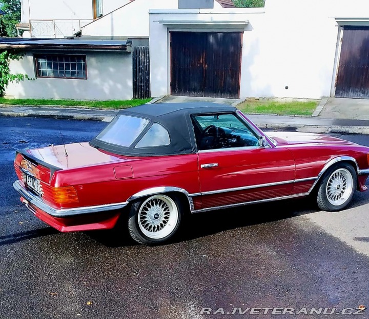 Mercedes-Benz SL RW 107 350 SL 1971