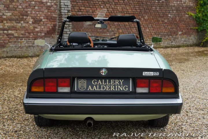 Alfa Romeo Spider 2.0 1986
